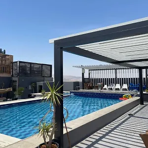 מלון Mass Paradise, עקבה